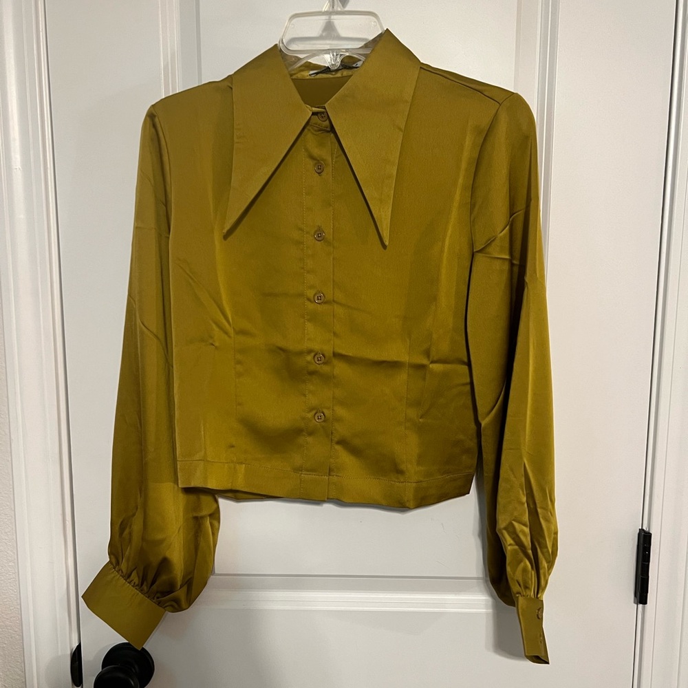 Tatyana 1940's Willow Chartreuse Satin Blouse Pinup Bishop Sleeves Arrow Collar